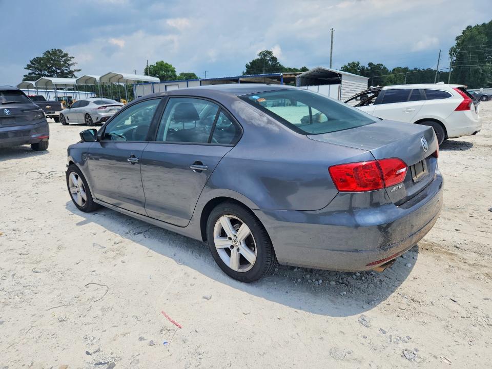 56968356 :رقم المزاد ، 3VW2K7AJ0DM352658 vin ، 2013 Volkswagen Jetta مزاد بيع