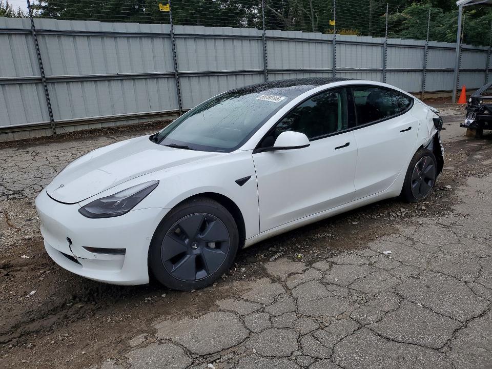 Auction sale of the 2022 Tesla Model 3, vin: 5YJ3E1EA9NF306693, lot number: 56780166