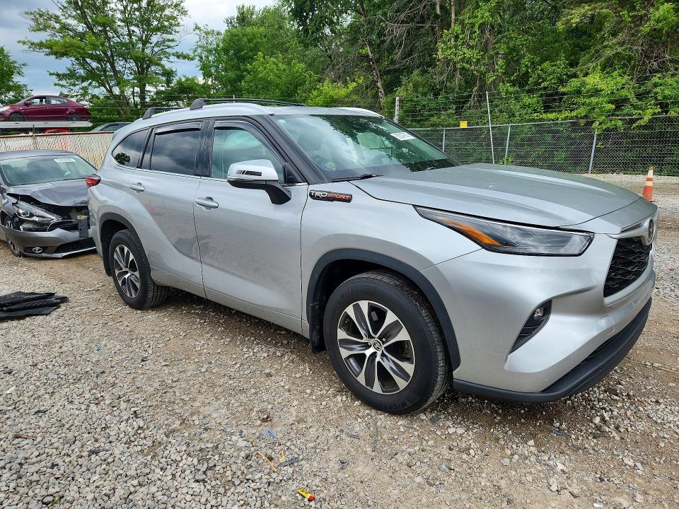 Aukcja sprzedaży 2022 Toyota Highlander, vin: 5TDHZRBH4NS577943, numer aukcji: 58047976