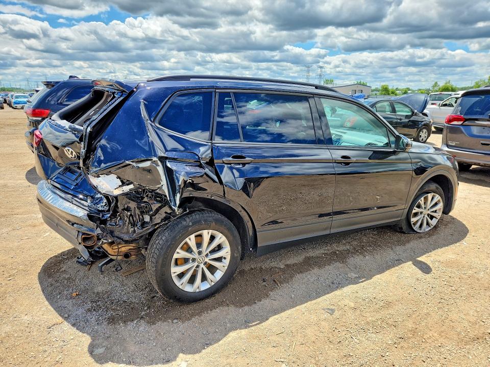 Продажа на аукционе авто 2019 Volkswagen Tiguan, vin: 3VV1B7AX1KM101679, номер лота: 57620016