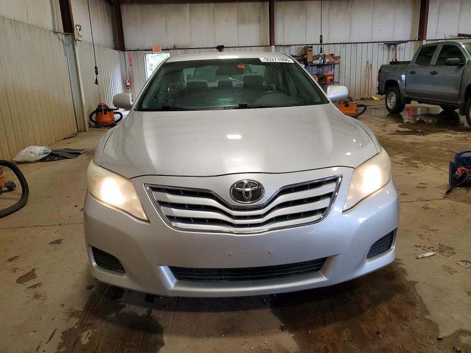 55371906 :رقم المزاد ، 4T1BF3EK2BU120344 vin ، 2011 Toyota Camry مزاد بيع