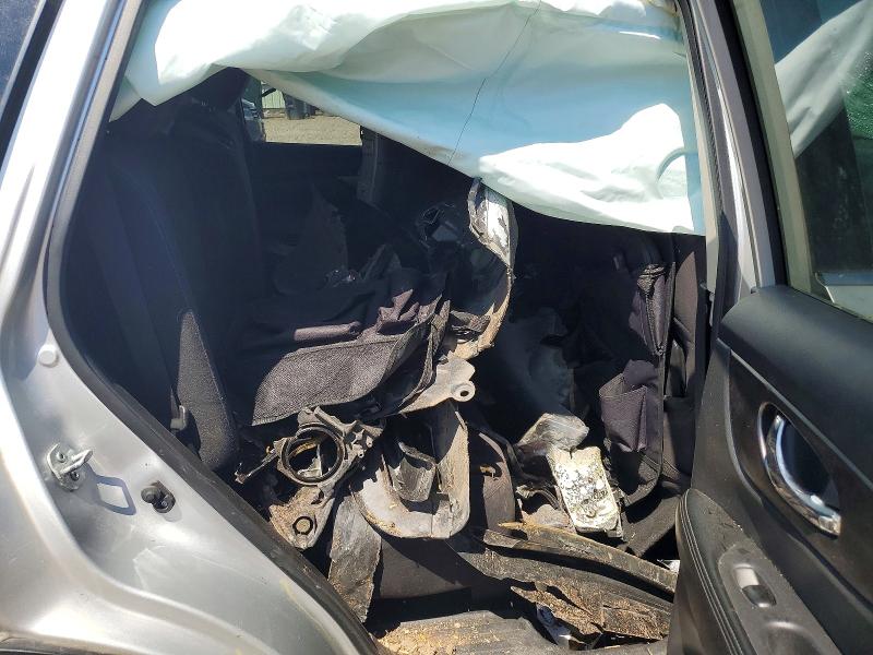 2015 Nissan Rogue მანქანა იყიდება აუქციონზე, vin: KNMAT2MV0FP519191, აუქციონის ნომერი: 56651326
