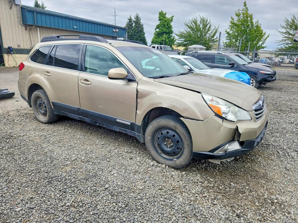 57928006 :رقم المزاد ، 4S4BRBFC2A3333954 vin ، 2010 Subaru Outback مزاد بيع