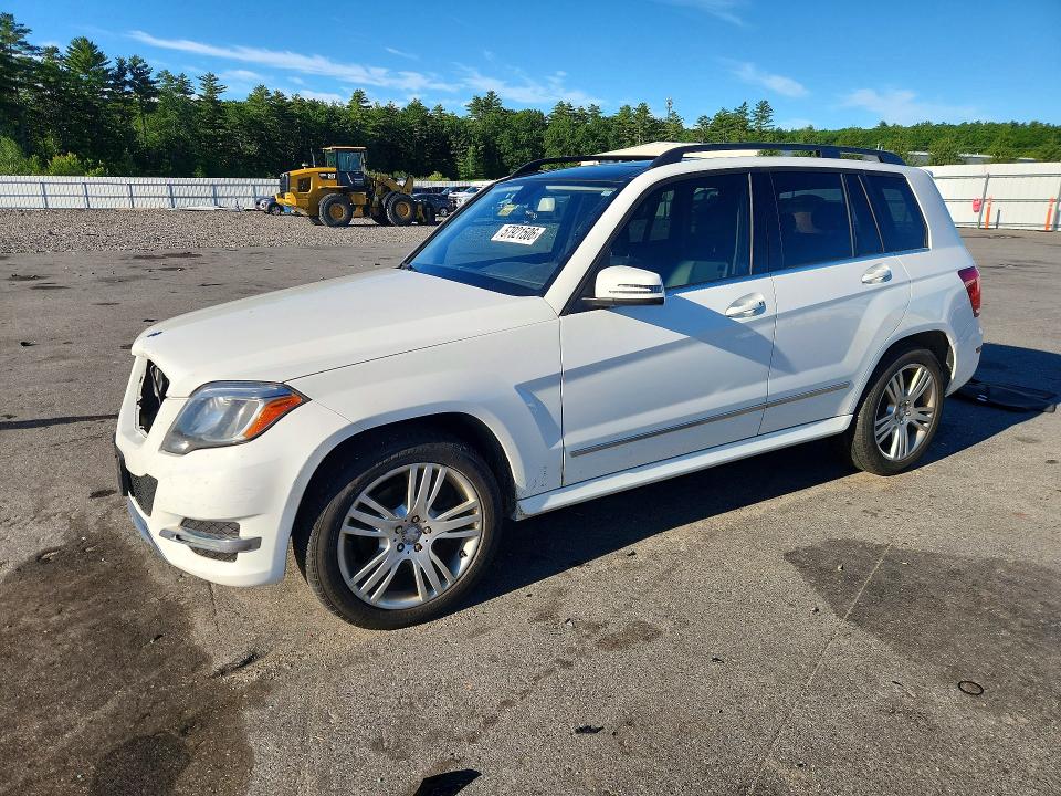 Продажа на аукционе авто 2015 Mercedes-benz Glk, vin: WDCGG0EB9FG373102, номер лота: 57921506