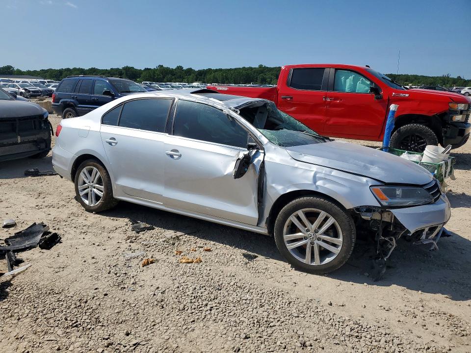 Продажа на аукционе авто 2015 Volkswagen Jetta, vin: 3VWLA7AJ6FM325457, номер лота: 56793506