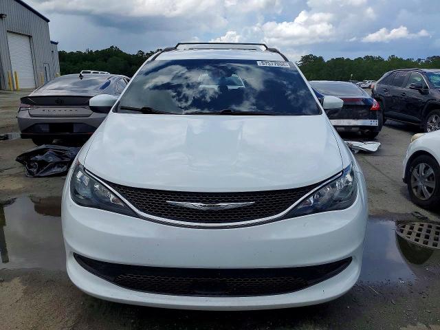 57577006 :رقم المزاد ، 2C4RC1DG1MR515340 vin ، 2021 Chrysler Voyager مزاد بيع
