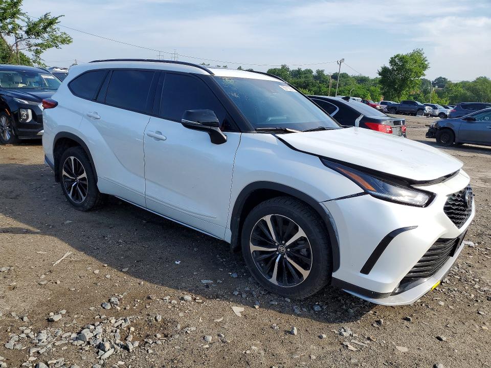 Aukcja sprzedaży 2022 Toyota Highlander, vin: 5TDJZRBH6NS200855, numer aukcji: 55713356