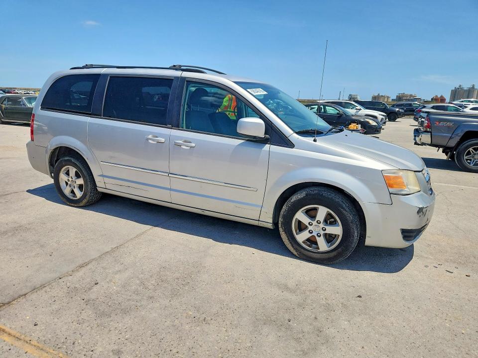56049706 :رقم المزاد ، 2D4RN5D10AR119816 vin ، 2010 Dodge Grand Caravan مزاد بيع