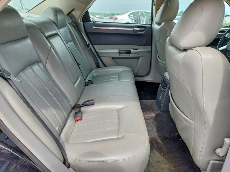 Продажа на аукционе авто 2007 Chrysler 300c, vin: 2C3KA63HX7H748517, номер лота: 58796216