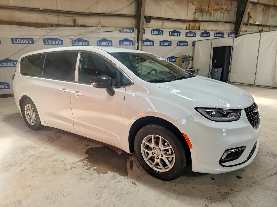 Продаж на аукціоні авто 2026 Chrysler Pacifica, vin: 2C4RC1BG3TR239700, номер лоту: 56777856