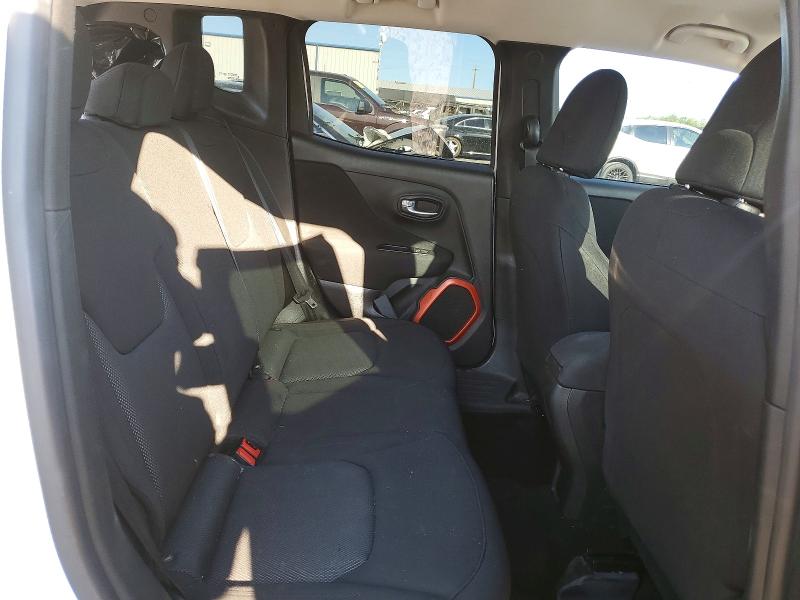 57639086 :رقم المزاد ، ZACCJBAB7JPH58712 vin ، 2018 Jeep Renegade مزاد بيع