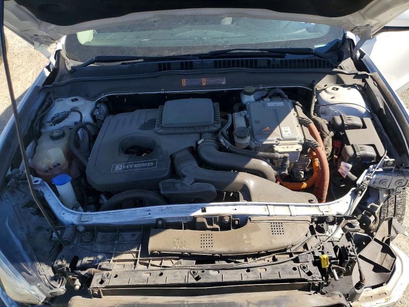 58491846 :رقم المزاد ، 3FA6P0LU8JR232650 vin ، 2018 Ford Fusion مزاد بيع