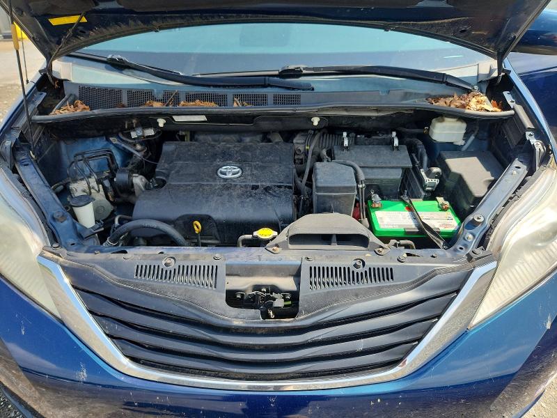2011 Toyota Sienna მანქანა იყიდება აუქციონზე, vin: 5TDKK3DC4BS054295, აუქციონის ნომერი: 56681496