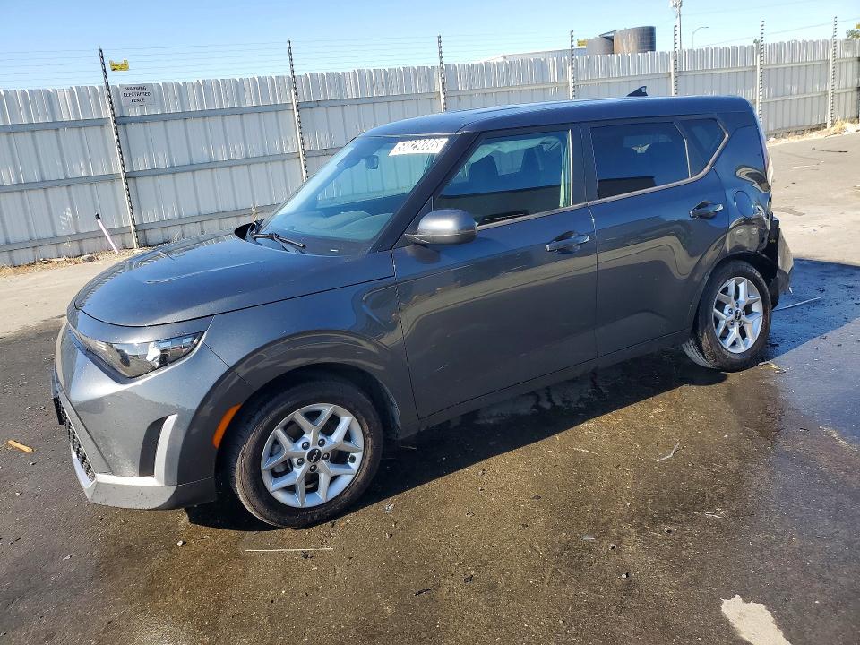 Auction sale of the 2023 Kia Soul, vin: KNDJ23AU2P7881173, lot number: 58829086