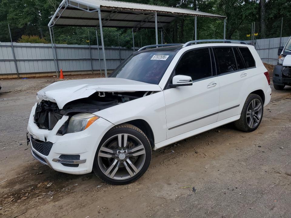 Продаж на аукціоні авто 2015 Mercedes-benz Glk, vin: WDCGG5HB8FG402811, номер лоту: 57932686