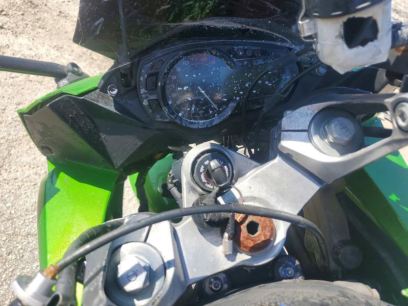 56199536 :رقم المزاد ، JKAZXCG14BA001551 vin ، 2011 Kawasaki Zx1000 مزاد بيع