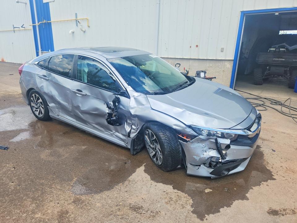 57873476 :رقم المزاد ، 2HGFC2F8XJH039364 vin ، 2018 Honda Civic مزاد بيع