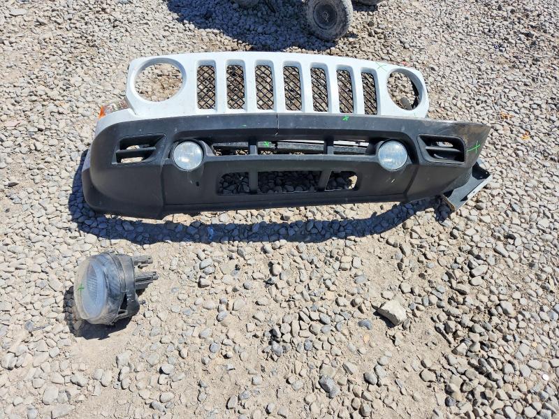 55710976 :رقم المزاد ، 1C4NJRBB9FD312700 vin ، 2015 Jeep Patriot مزاد بيع