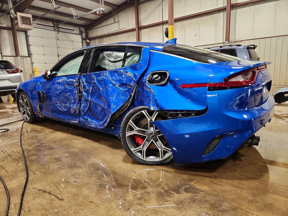 2021 Kia Stinger მანქანა იყიდება აუქციონზე, vin: KNAE55LC8M6094462, აუქციონის ნომერი: 57649406