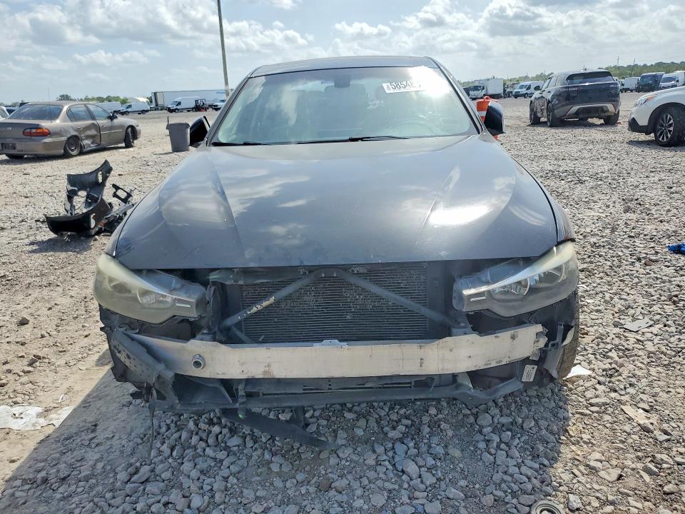 58548326 :رقم المزاد ، WBA3A5G50DNP21465 vin ، 2013 Bmw 328 مزاد بيع