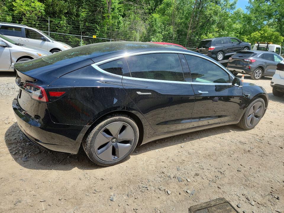 2020 Tesla Model 3 მანქანა იყიდება აუქციონზე, vin: 5YJ3E1EB3LF639025, აუქციონის ნომერი: 56469926