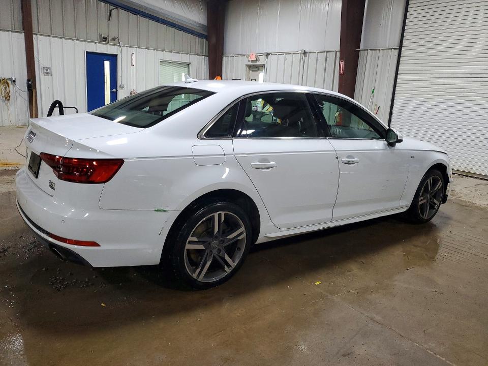 Продажа на аукционе авто 2017 Audi A4, vin: WAUENAF40HN032577, номер лота: 55361916