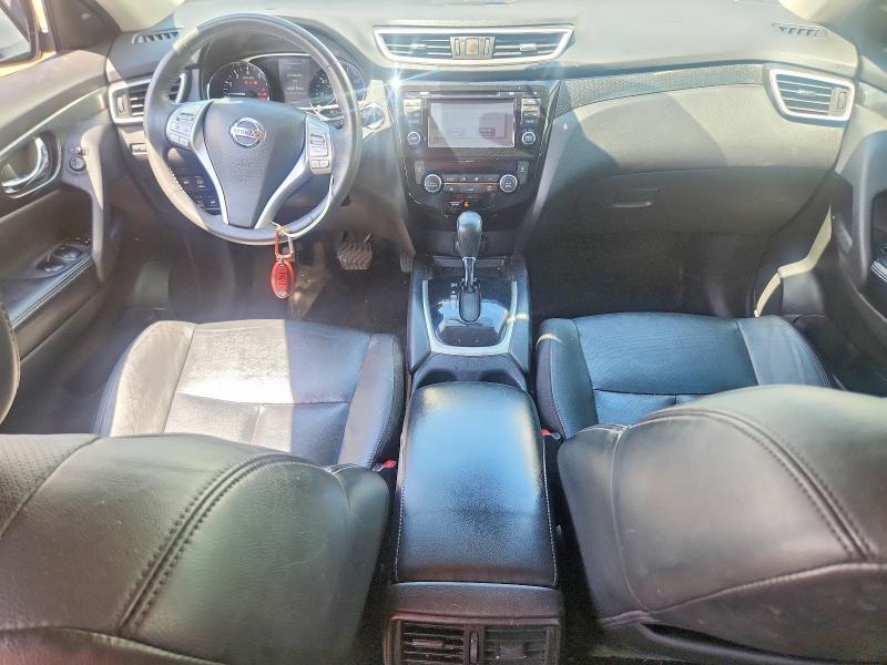 2015 Nissan Rogue მანქანა იყიდება აუქციონზე, vin: 5N1AT2MV7FC806272, აუქციონის ნომერი: 55840866