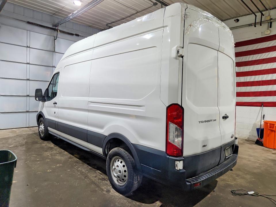 56417386 :رقم المزاد ، 1FTBR2X85NKA68201 vin ، 2022 Ford Transit مزاد بيع
