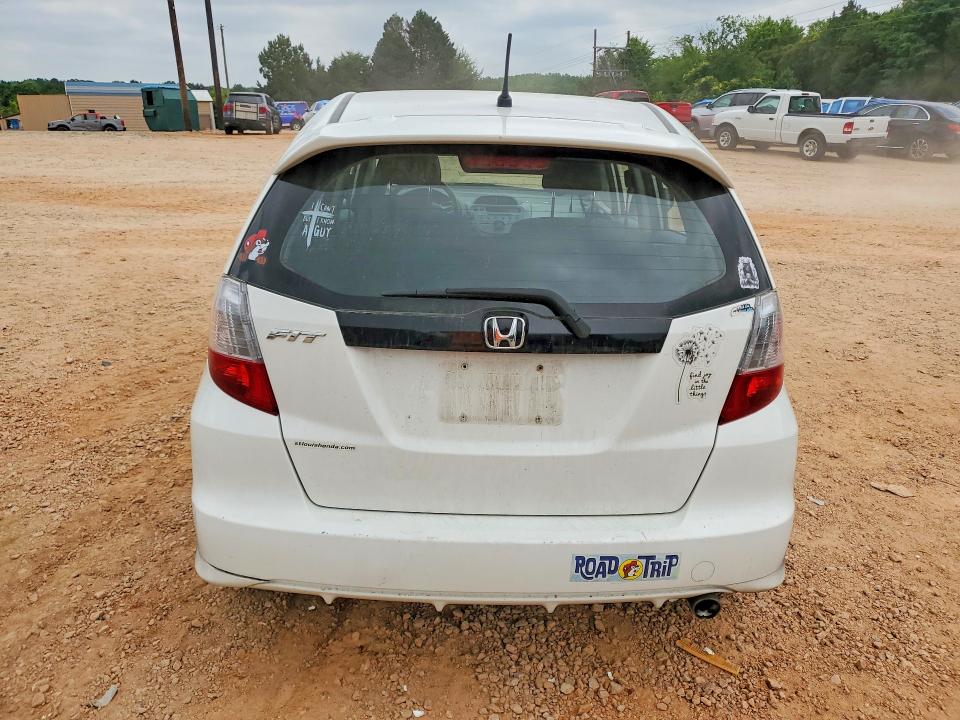 Продажа на аукционе авто 2011 Honda Fit, vin: JHMGE8H50BS000486, номер лота: 53135016