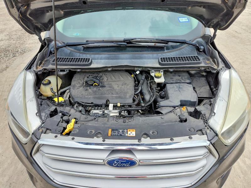 58241476 :رقم المزاد ، 1FMCU0GD5HUC09986 vin ، 2017 Ford Escape مزاد بيع