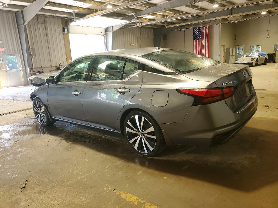 58588926 :رقم المزاد ، 1N4BL4FW5MN390725 vin ، 2021 Nissan Altima مزاد بيع