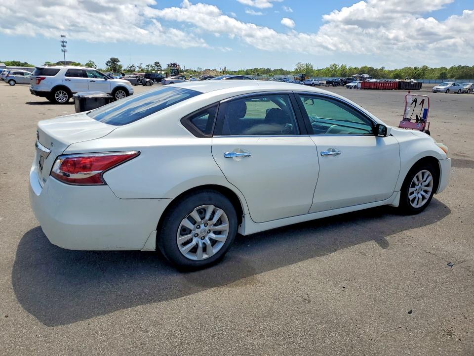2014 Nissan Altima მანქანა იყიდება აუქციონზე, vin: 1N4AL3AP1EC131961, აუქციონის ნომერი: 55568546