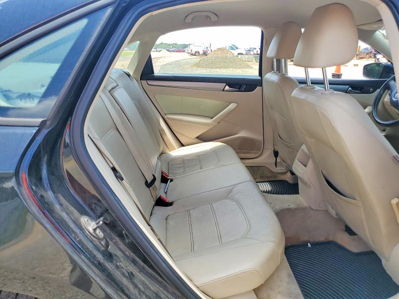 56766016 :رقم المزاد ، 1VWAS7A31EC106718 vin ، 2014 Volkswagen Passat مزاد بيع