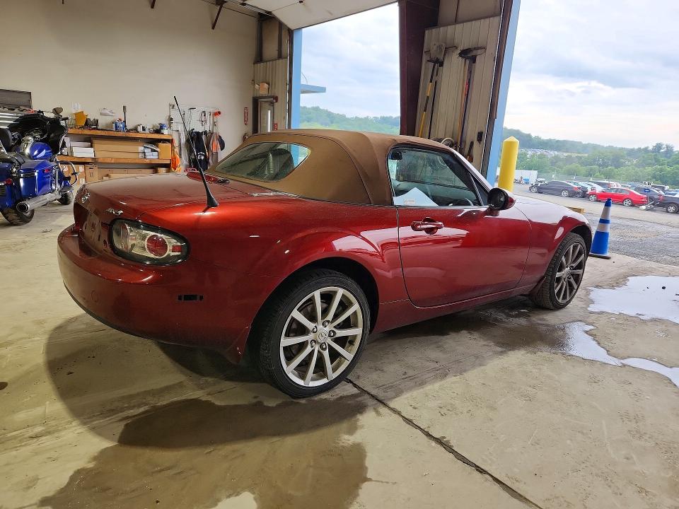 Продаж на аукціоні авто 2006 Mazda Mx-5 Miata, vin: JM1NC25F860121485, номер лоту: 58021436