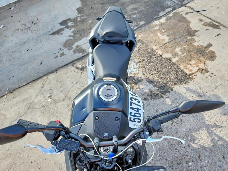 56473146 :رقم المزاد ، JH2RH2406SK003098 vin ، 2025 Honda Cb750 مزاد بيع