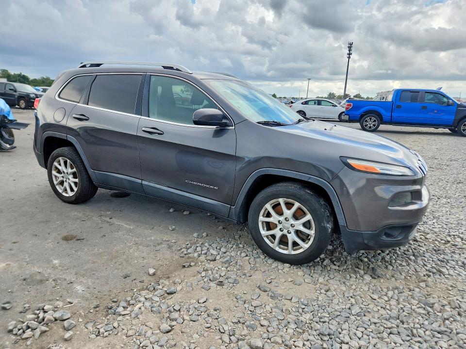 Продаж на аукціоні авто 2015 Jeep Cherokee, vin: 1C4PJLCB7FW627696, номер лоту: 57013076