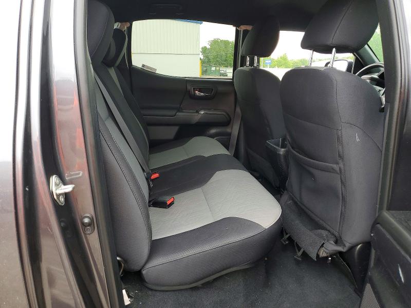 56642446 :رقم المزاد ، 5TFCZ5AN0LX225623 vin ، 2020 Toyota Tacoma مزاد بيع