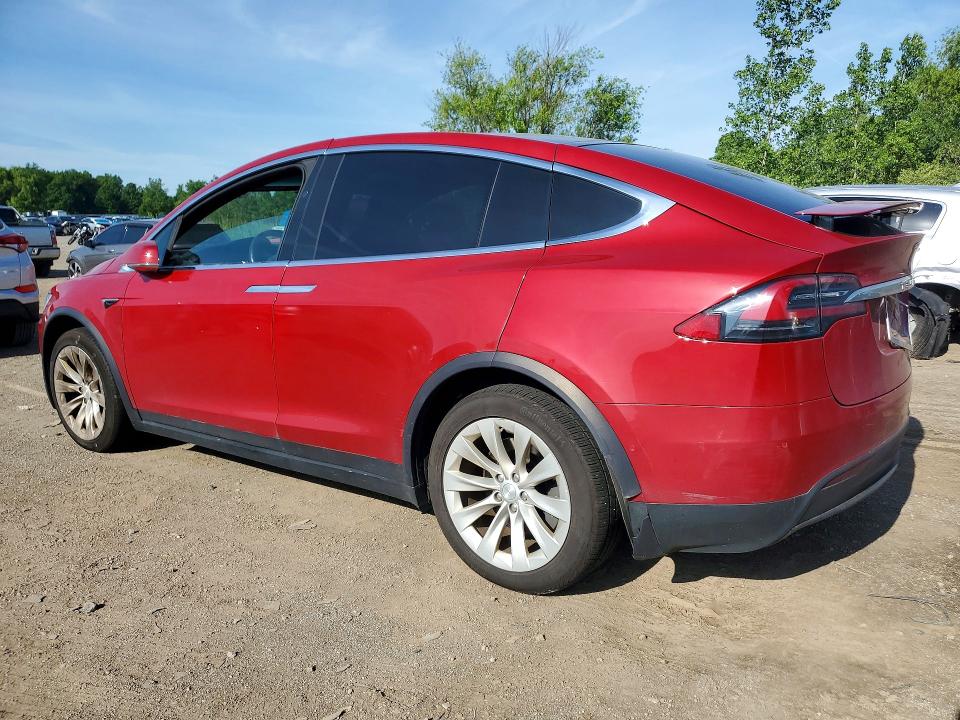 Продажа на аукционе авто 2019 Tesla Model X, vin: 5YJXCBE25KF197361, номер лота: 57427286