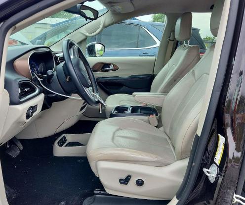 Продажа на аукционе авто 2018 Chrysler Pacifica, vin: 2C4RC1BG9JR131126, номер лота: 56254956