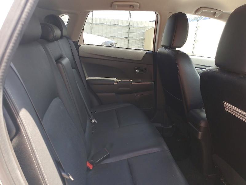 58695566 :رقم المزاد ، JA4AP4AW3JZ001550 vin ، 2018 Mitsubishi Outlander Sport مزاد بيع