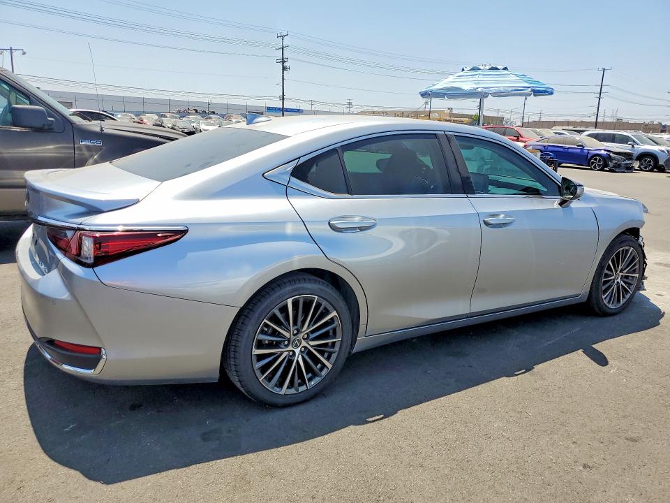 2024 Lexus Es 300h მანქანა იყიდება აუქციონზე, vin: 58ADA1C16RU051960, აუქციონის ნომერი: 59006896