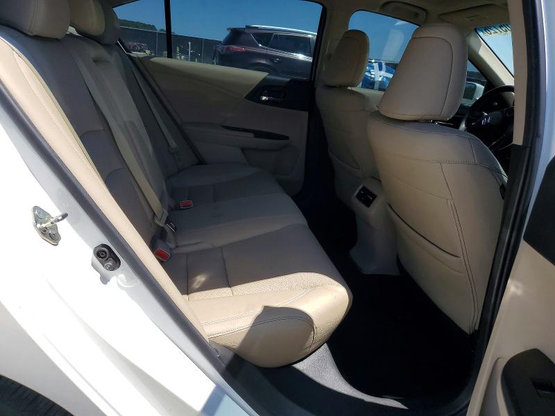 2015 Honda Accord მანქანა იყიდება აუქციონზე, vin: 1HGCR2F82FA133682, აუქციონის ნომერი: 56105726