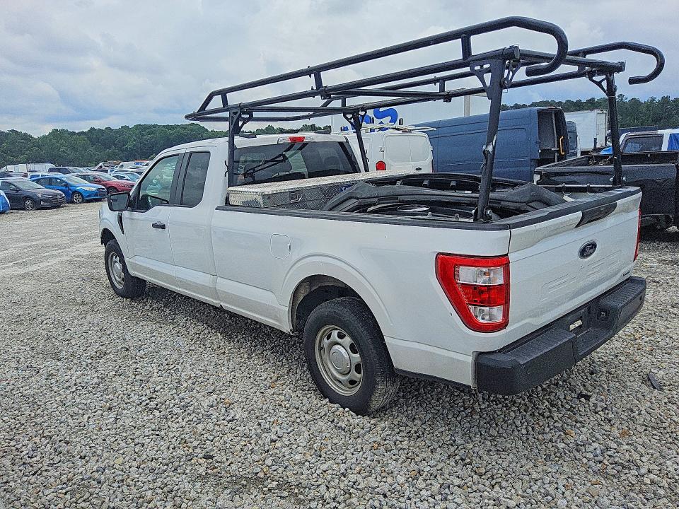 53037136 :رقم المزاد ، 1FTEX1CP0NKE62960 vin ، 2022 Ford F150 مزاد بيع