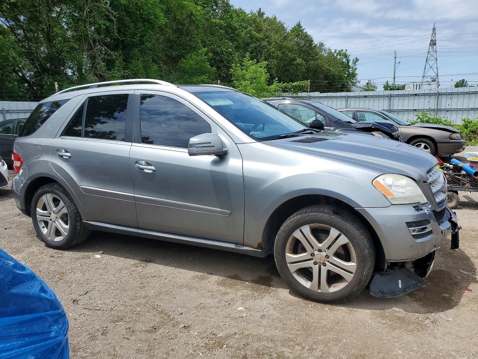 2011 Mercedes-benz Ml მანქანა იყიდება აუქციონზე, vin: 4JGBB8GB2BA697835, აუქციონის ნომერი: 56855856