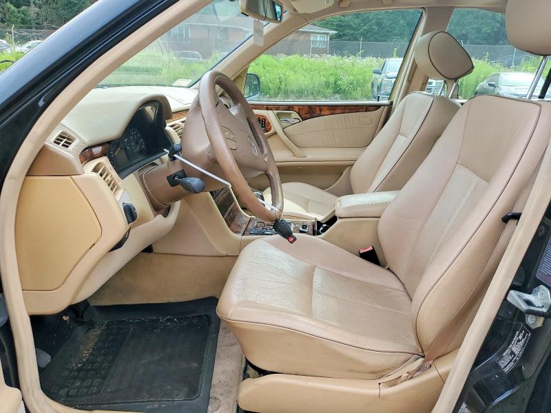 2001 Mercedes-benz E მანქანა იყიდება აუქციონზე, vin: WDBJF65JX1B309079, აუქციონის ნომერი: 58988566