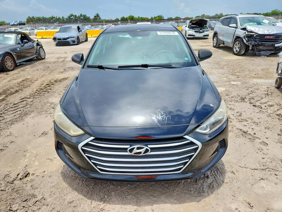 57888076 :رقم المزاد ، 5NPD74LF2JH349704 vin ، 2018 Hyundai Elantra مزاد بيع
