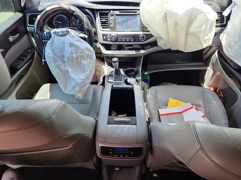 2015 Toyota Highlander მანქანა იყიდება აუქციონზე, vin: 5TDKKRFH9FS093241, აუქციონის ნომერი: 57678696