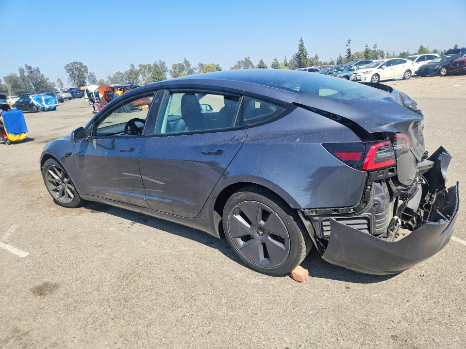 2022 Tesla Model 3 მანქანა იყიდება აუქციონზე, vin: 5YJ3E1EA0NF350100, აუქციონის ნომერი: 55618886