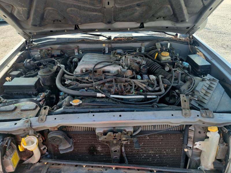 58693596 :رقم المزاد ، JNRDR07Y21W105446 vin ، 2001 Infiniti Qx4 مزاد بيع