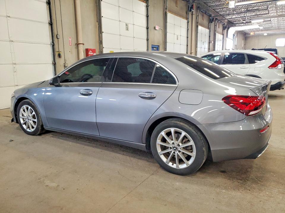 56410826 :رقم المزاد ، WDD3G4EB8KW014583 vin ، 2019 Mercedes-benz A مزاد بيع